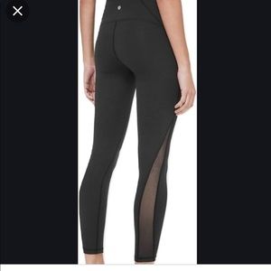 Lululemon black aspire tights 25”